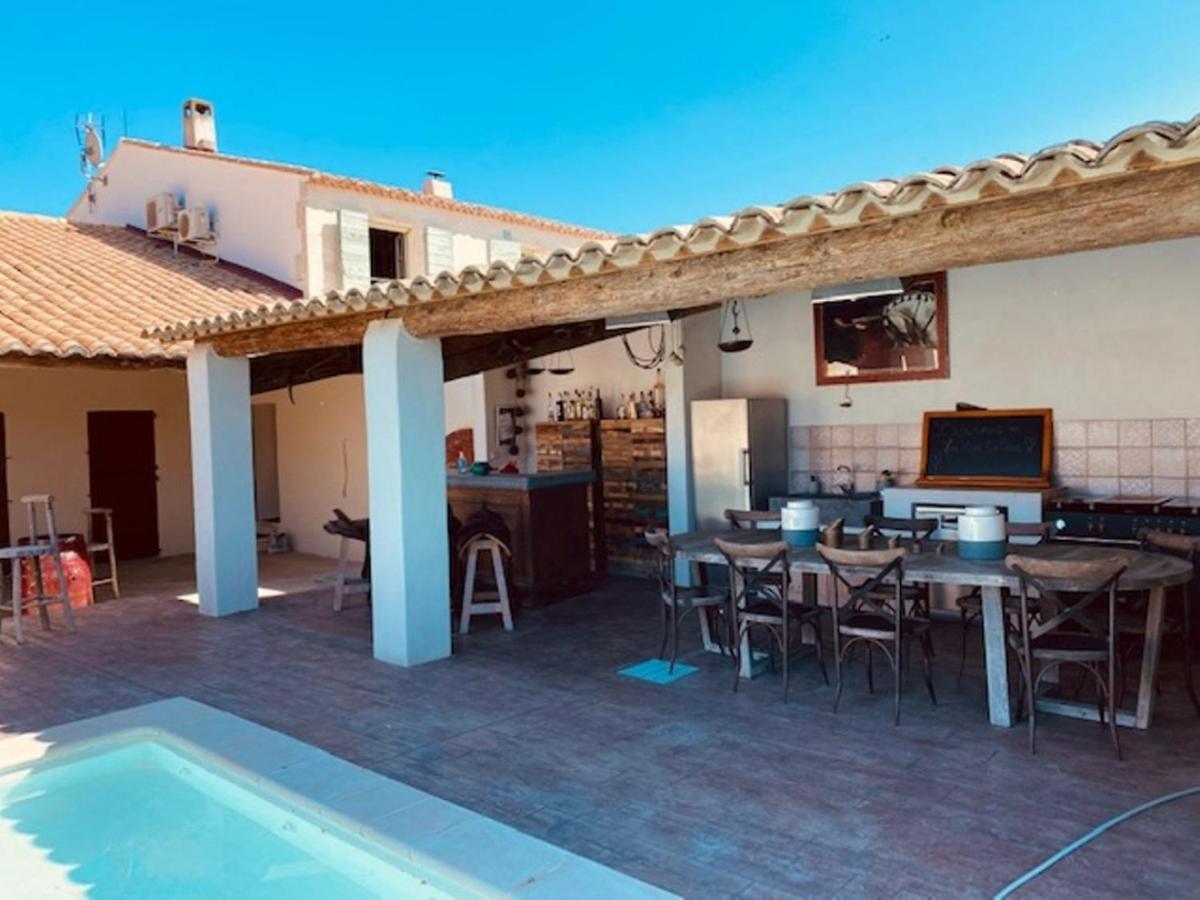 Gites Equestres Lou Caloun - Les Saintes Maries De La Mer Exterior foto